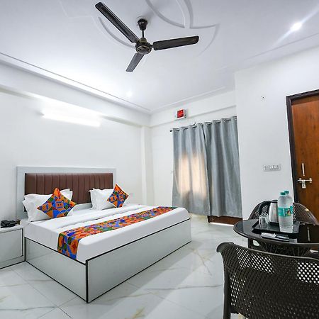 Fabhotel The Yashobhumi Near Yashobhoomi Convention Centre Дели Экстерьер фото