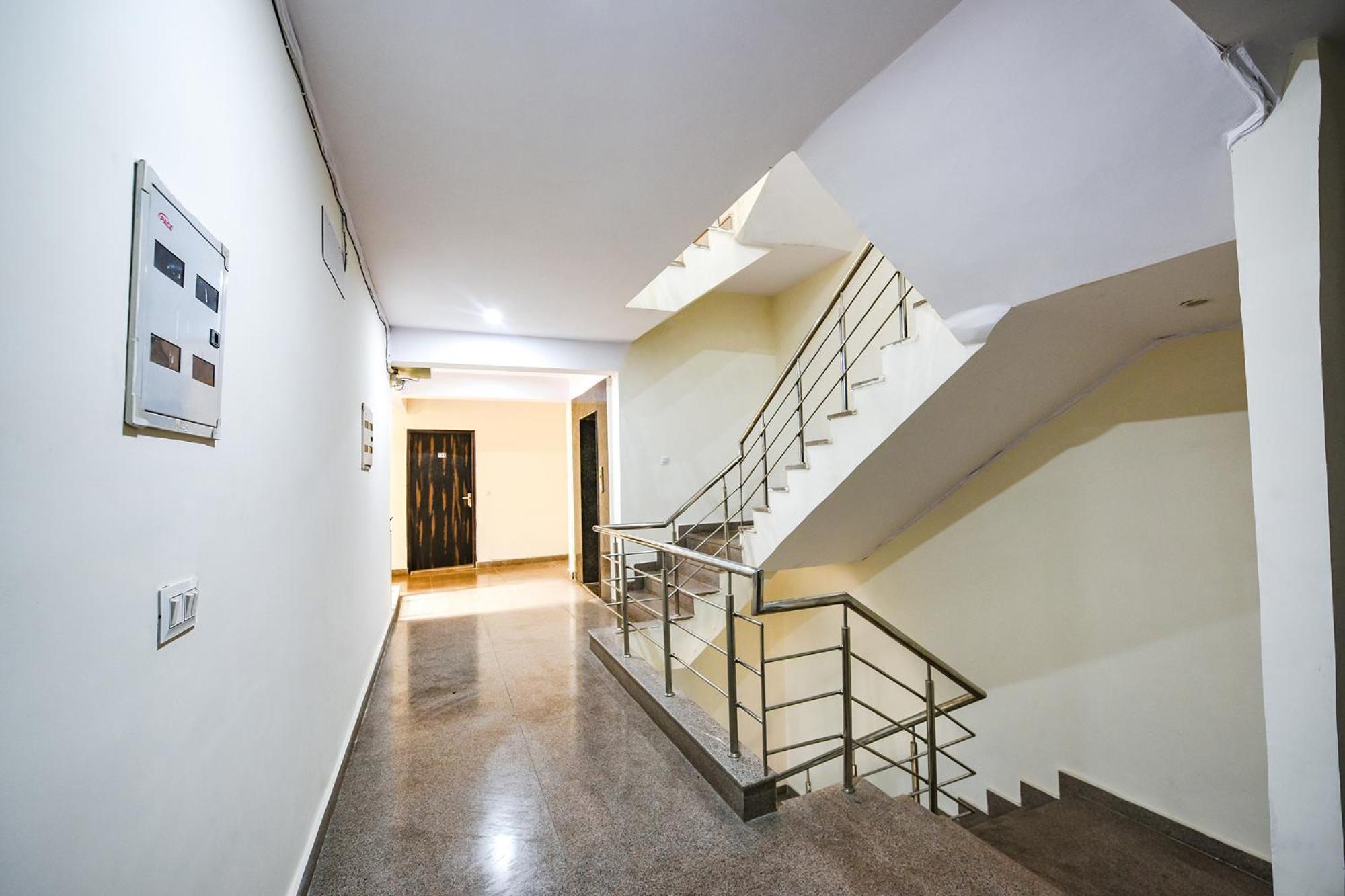 Fabhotel The Yashobhumi Near Yashobhoomi Convention Centre Дели Экстерьер фото