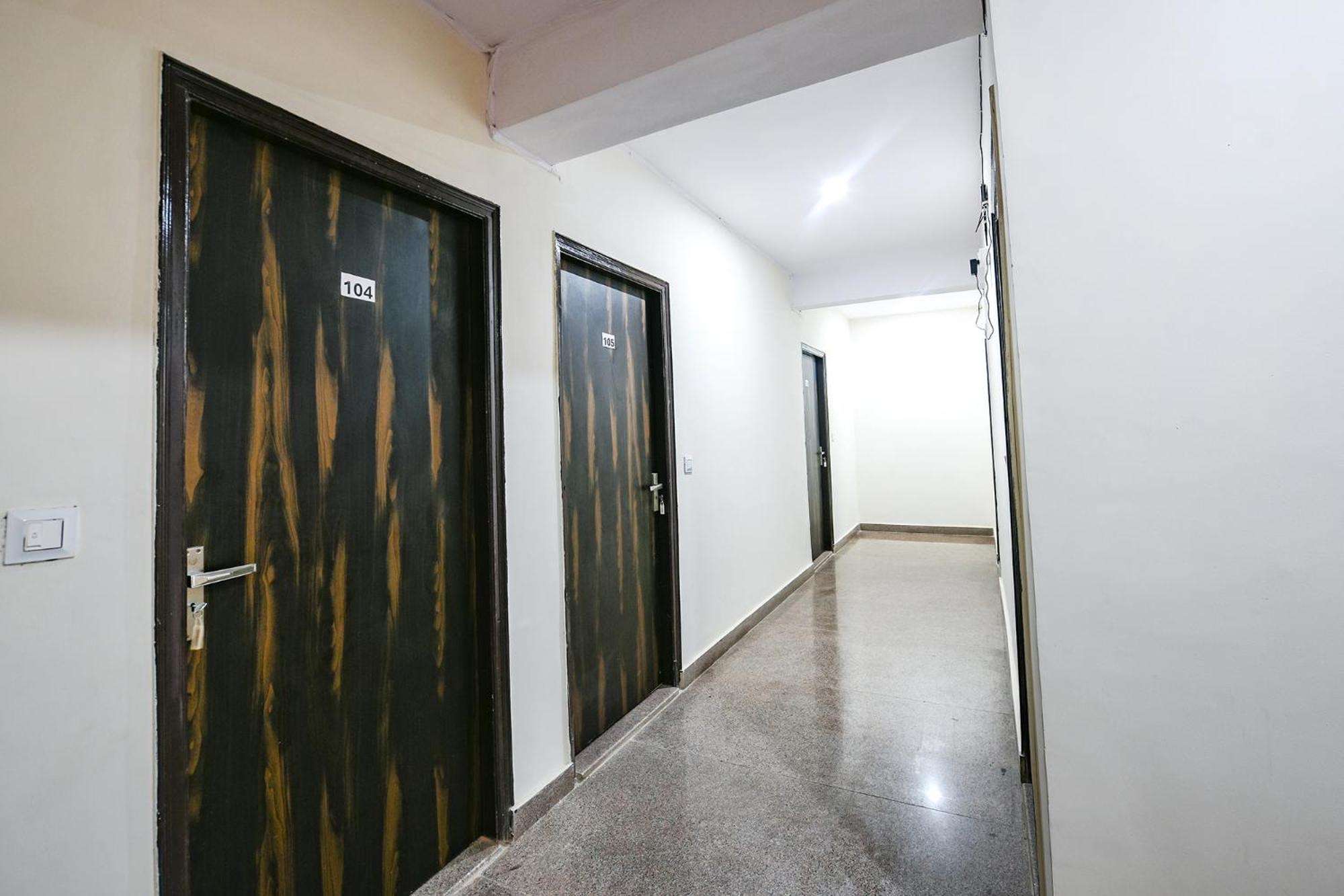 Fabhotel The Yashobhumi Near Yashobhoomi Convention Centre Дели Экстерьер фото